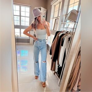 Rolla's Heidi High Rise Loose Straight Jeans Light G'Day Mate Wash Distressed 26